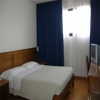 Hotel Cavallino Faenza Bagian luar foto