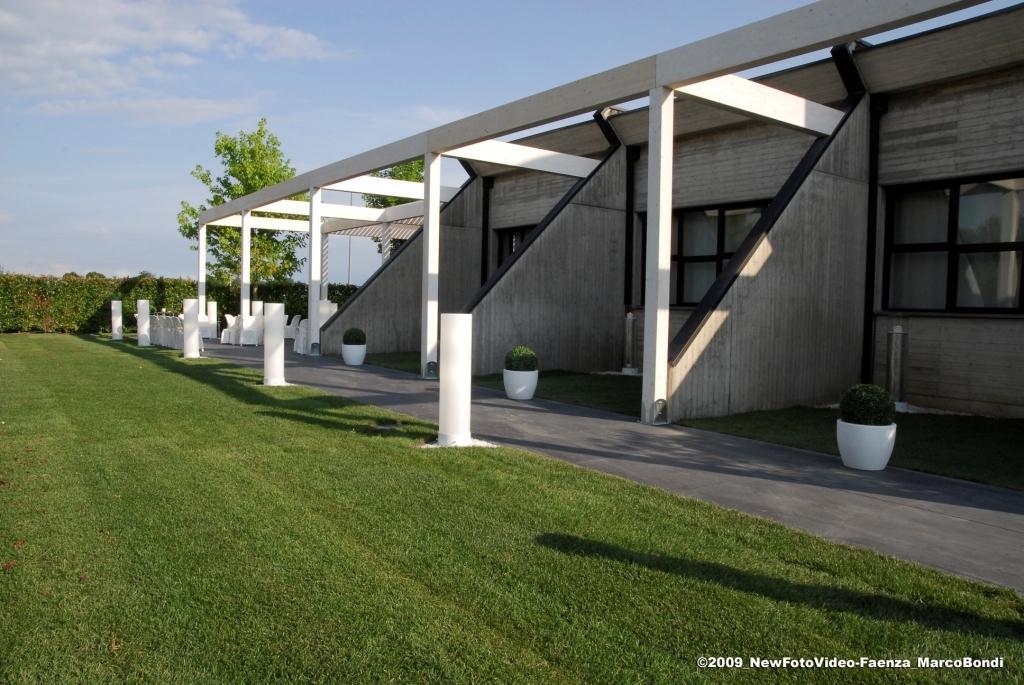 Hotel Cavallino Faenza Bagian luar foto